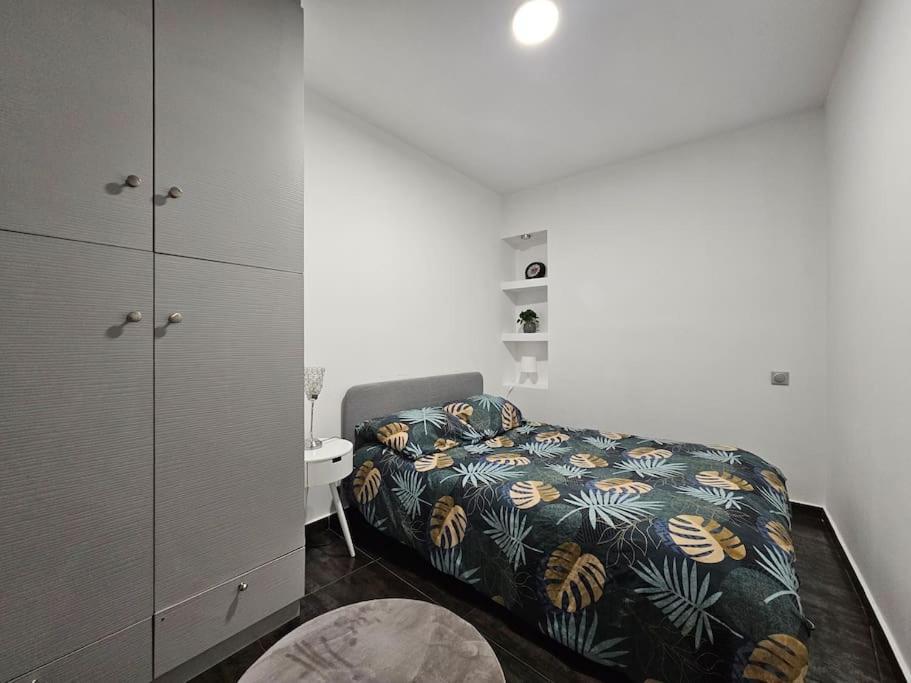 Appartement Proche Metro Paris ป็องแต็ง ภายนอก รูปภาพ