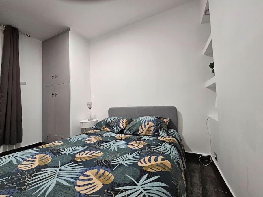 Appartement Proche Metro Paris ป็องแต็ง ภายนอก รูปภาพ