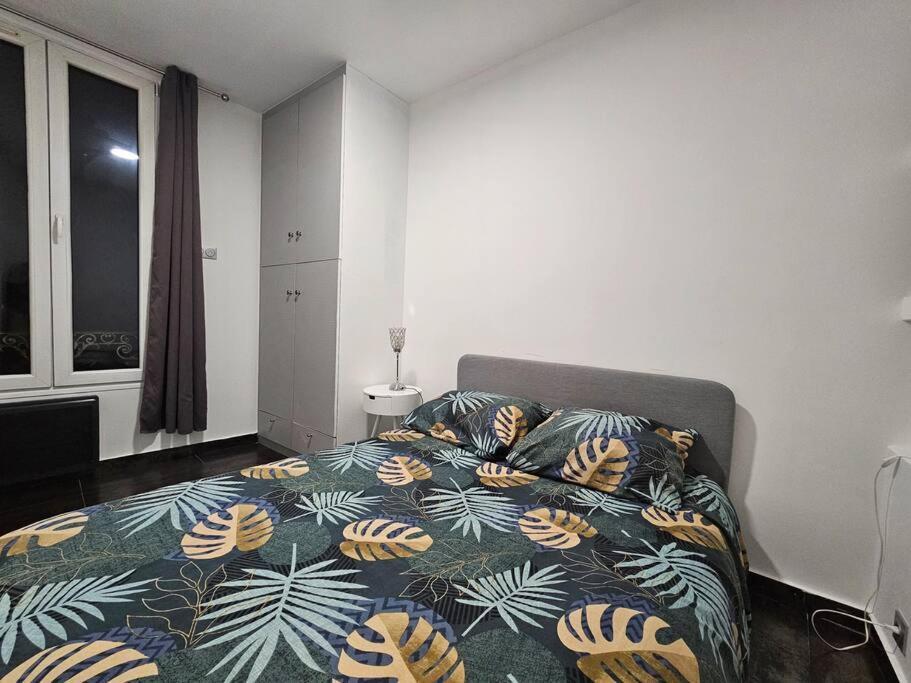 Appartement Proche Metro Paris ป็องแต็ง ภายนอก รูปภาพ